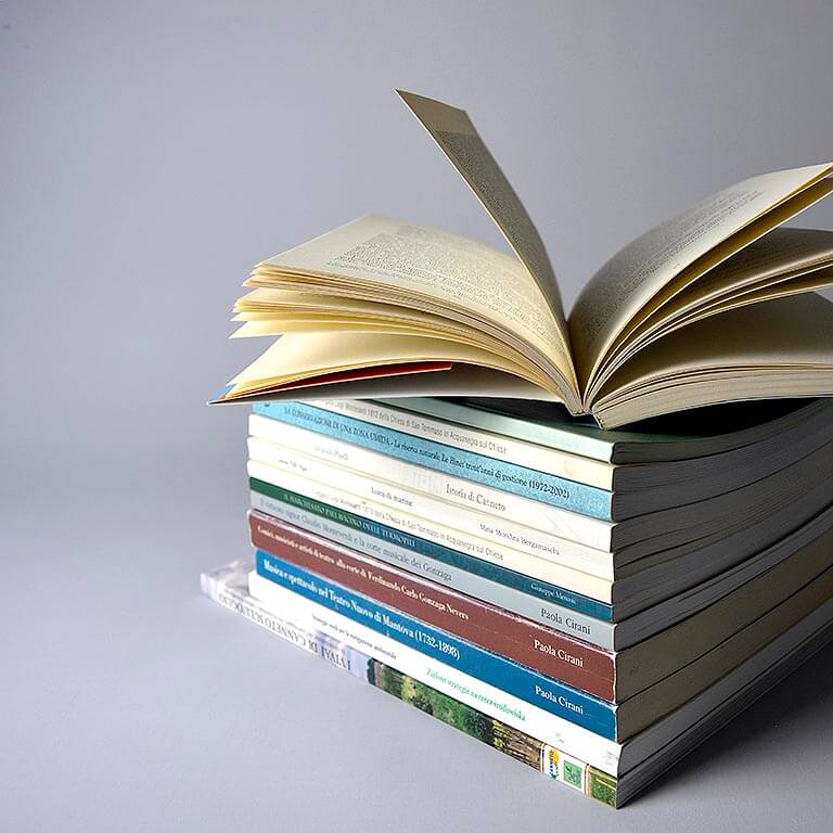 Brossura_768x768 Brossura